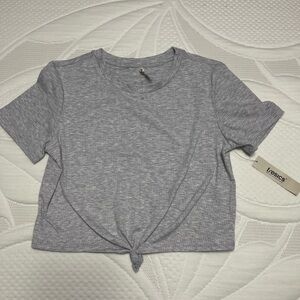 Tresics Heather Gray Knot Front Crop Top